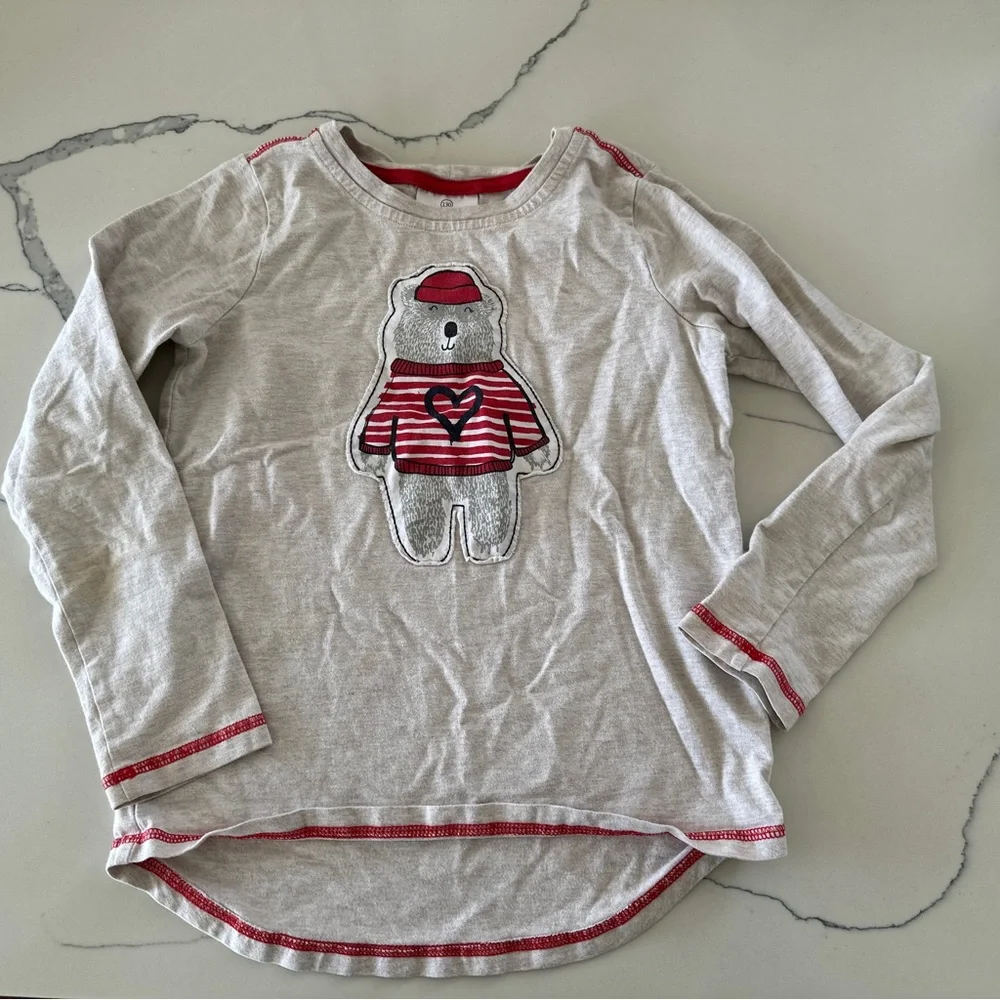 Hanna Andersson Oat Heather Bear Curved-Hem Appy Tee